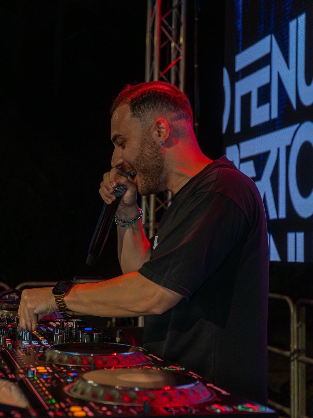 Instagram post from fenuroberto. This post is in position 3.